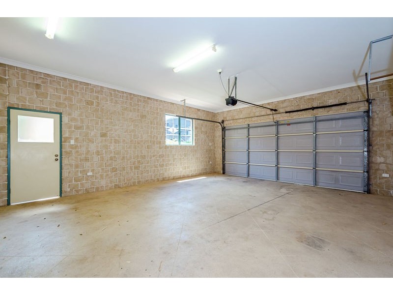 5 Maraboon Court, Clinton QLD 4680