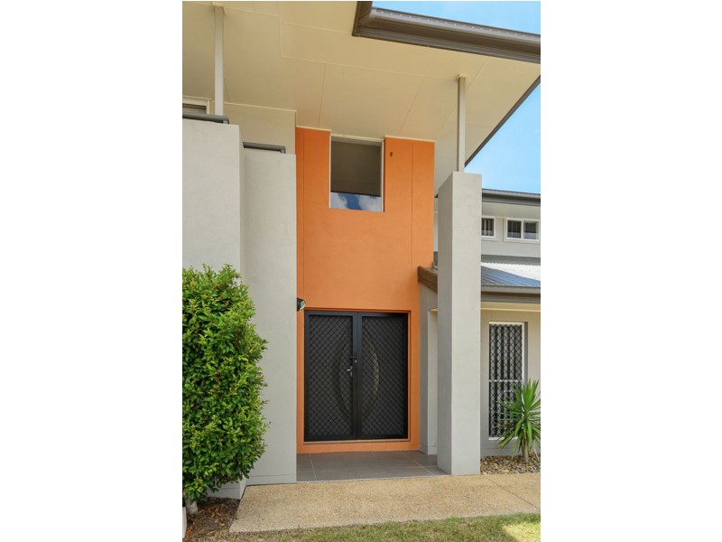 12 PHOENIX PLACE, Telina QLD 4680