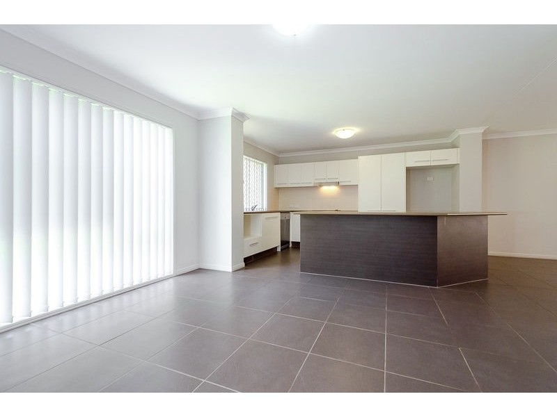 12 PHOENIX PLACE, Telina QLD 4680