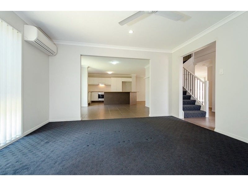 12 PHOENIX PLACE, Telina QLD 4680