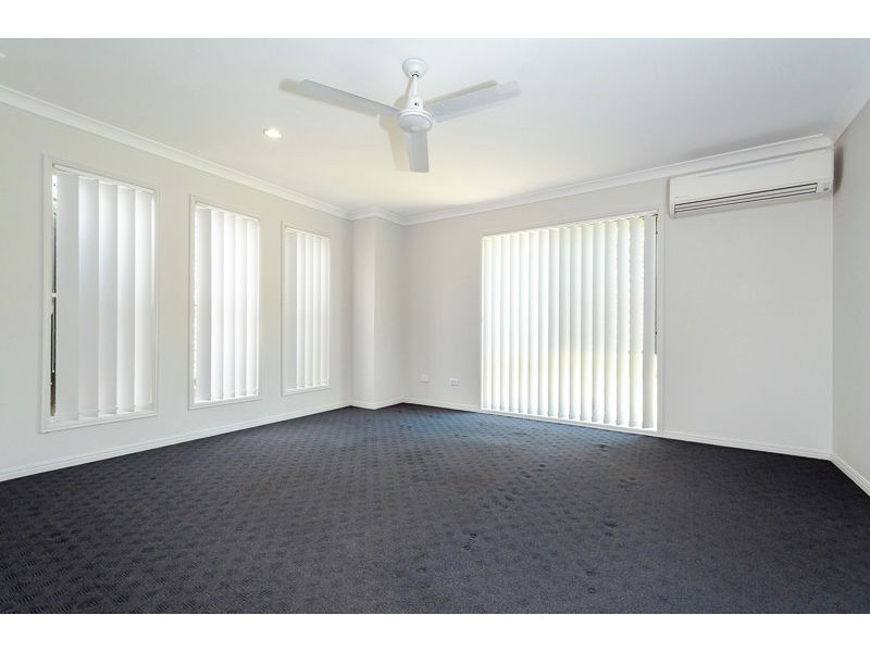 12 PHOENIX PLACE, Telina QLD 4680