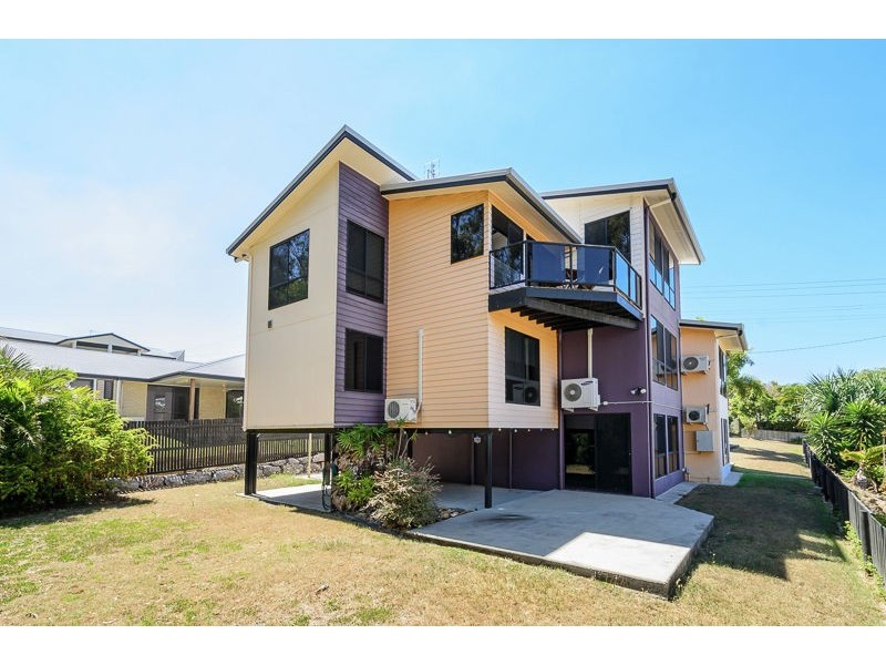 48 Malpas Street, Boyne Island QLD 4680