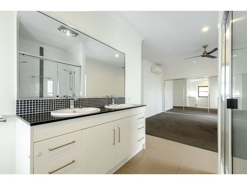 27 Beatle Parade, Calliope QLD 4680