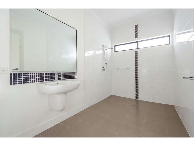 27 Beatle Parade, Calliope QLD 4680