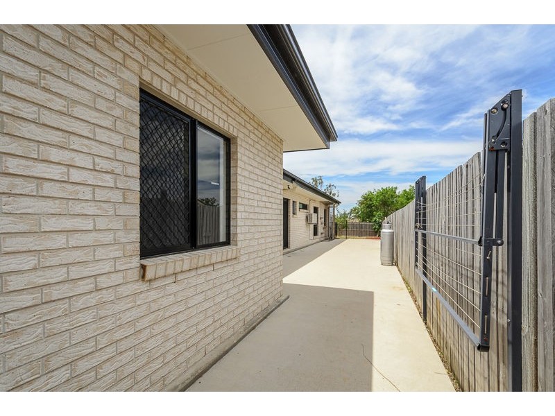 27 Beatle Parade, Calliope QLD 4680