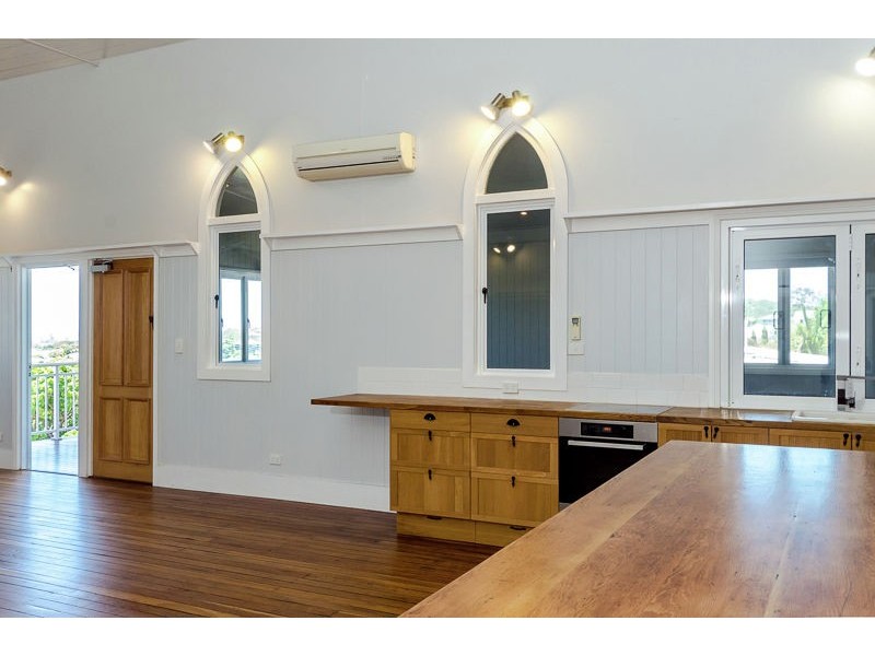 9 Williamson Street, West Gladstone QLD 4680