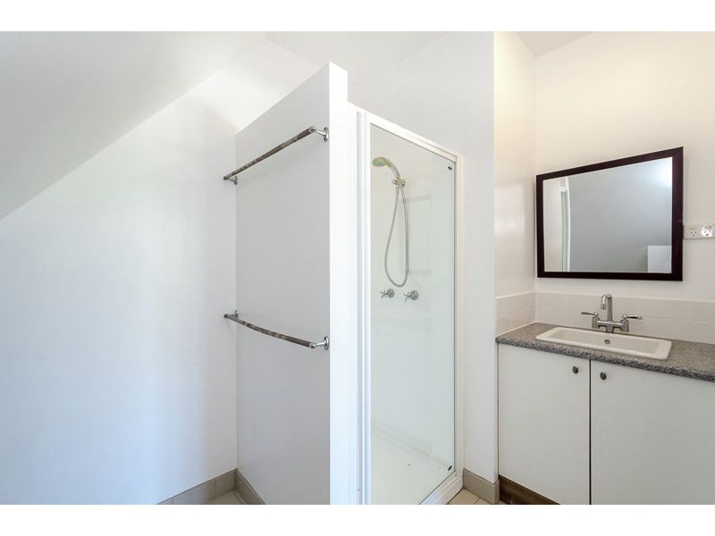 9 Williamson Street, West Gladstone QLD 4680