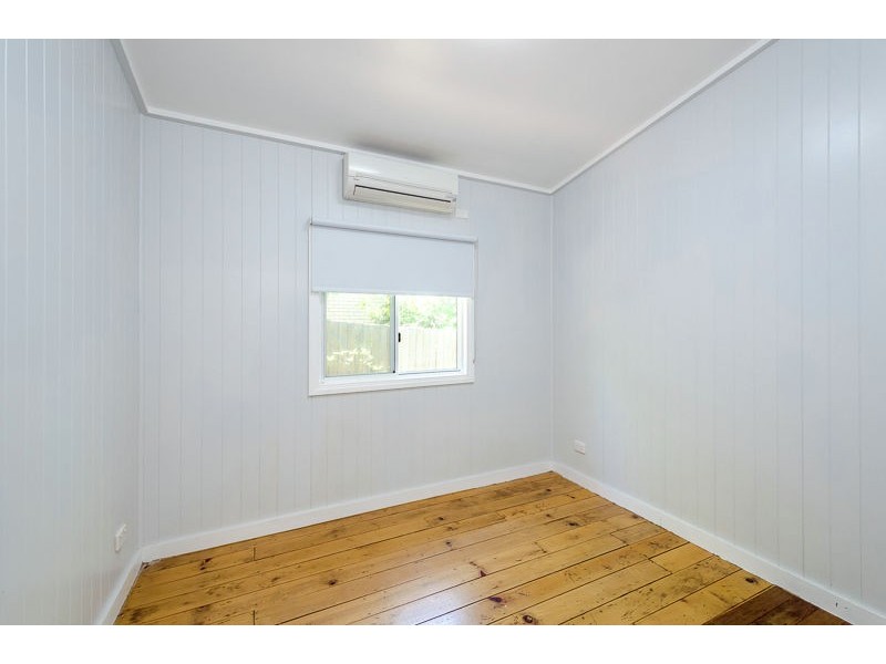 9 Williamson Street, West Gladstone QLD 4680