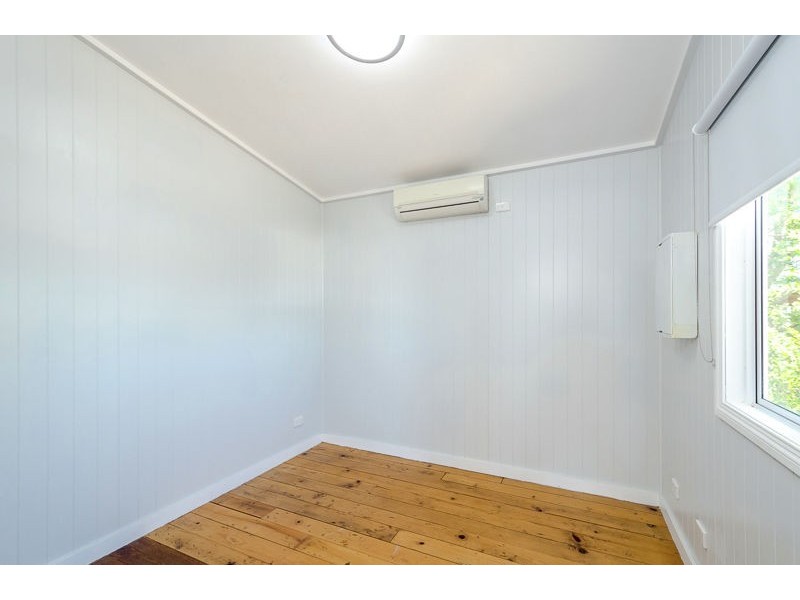 9 Williamson Street, West Gladstone QLD 4680