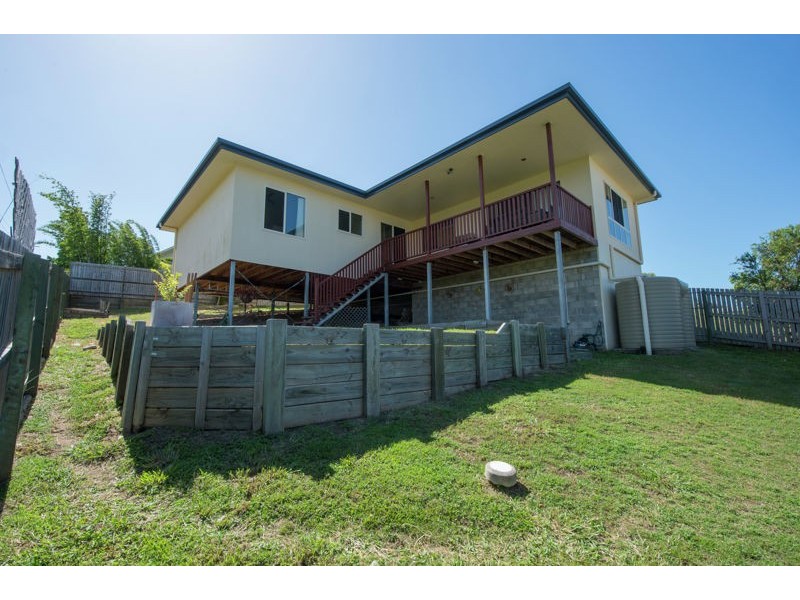 7 Jenolan Court, New Auckland QLD 4680