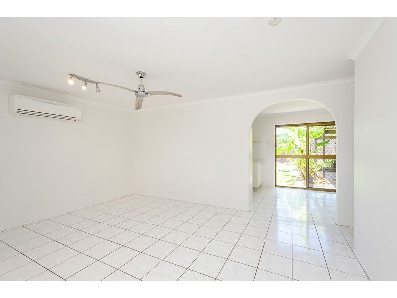 4 MERCEDES STREET, Clinton QLD 4680