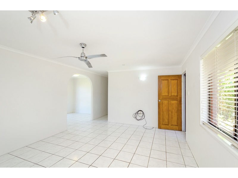 4 MERCEDES STREET, Clinton QLD 4680