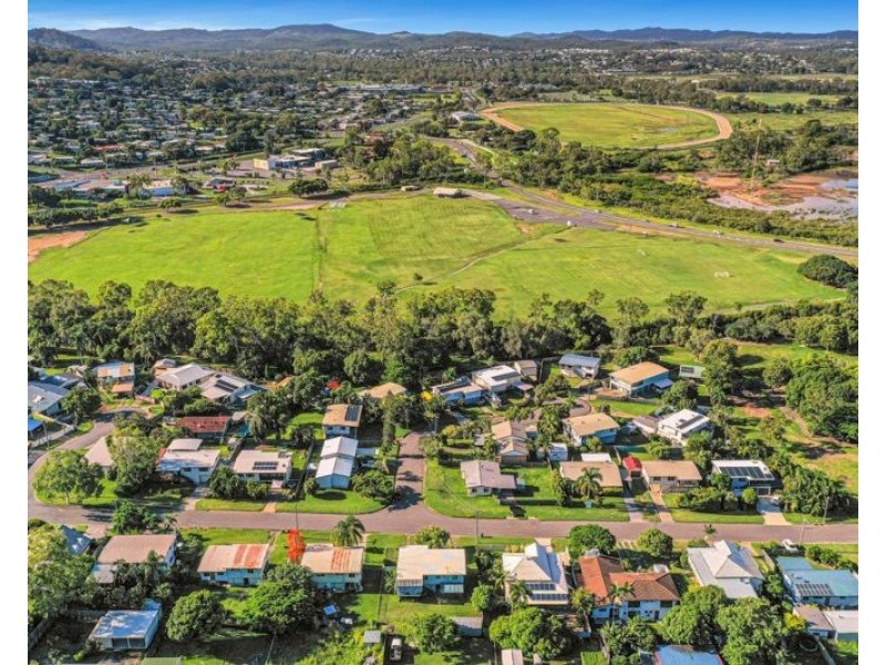 21 Cook Street, West Gladstone QLD 4680