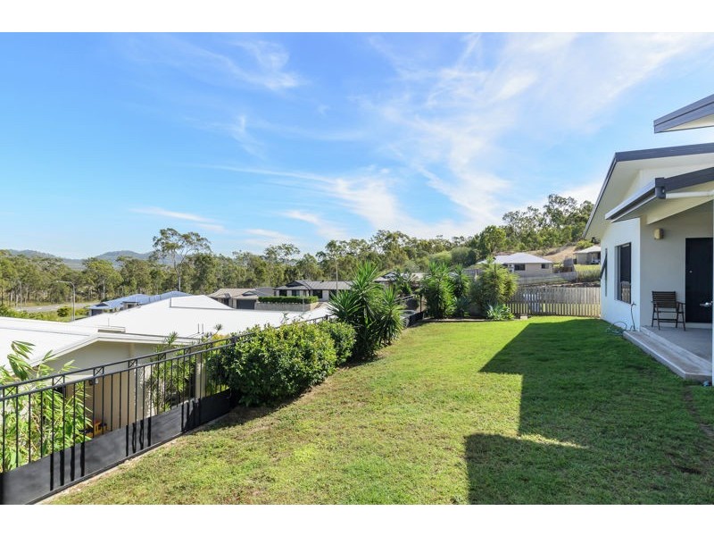 4 Wyara Close, Clinton QLD 4680