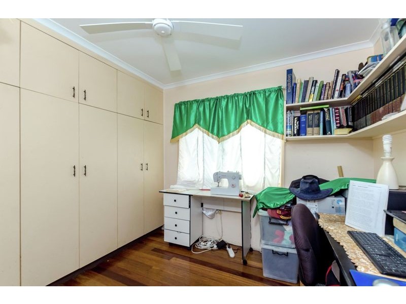 18 Schafer Street, Clinton QLD 4680