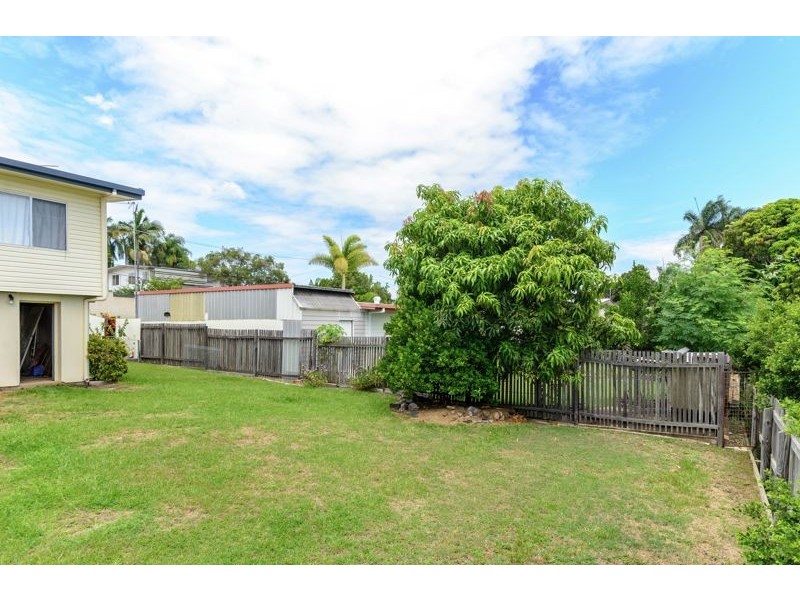 18 Schafer Street, Clinton QLD 4680