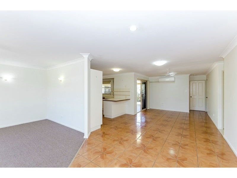 1 Seal Close, Clinton QLD 4680