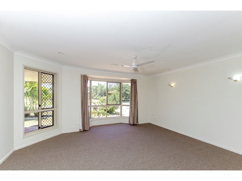 1 Seal Close, Clinton QLD 4680