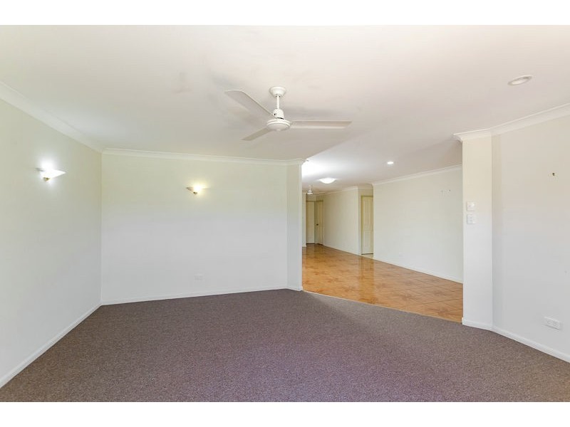 1 Seal Close, Clinton QLD 4680