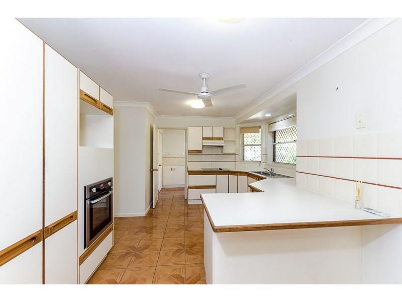 1 Seal Close, Clinton QLD 4680