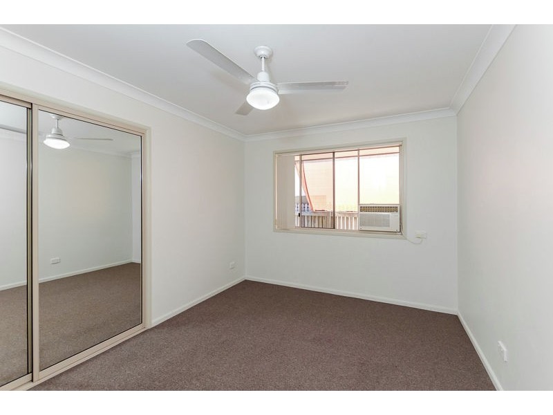 1 Seal Close, Clinton QLD 4680