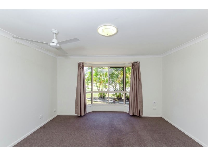 1 Seal Close, Clinton QLD 4680