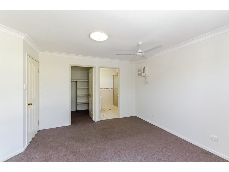 1 Seal Close, Clinton QLD 4680