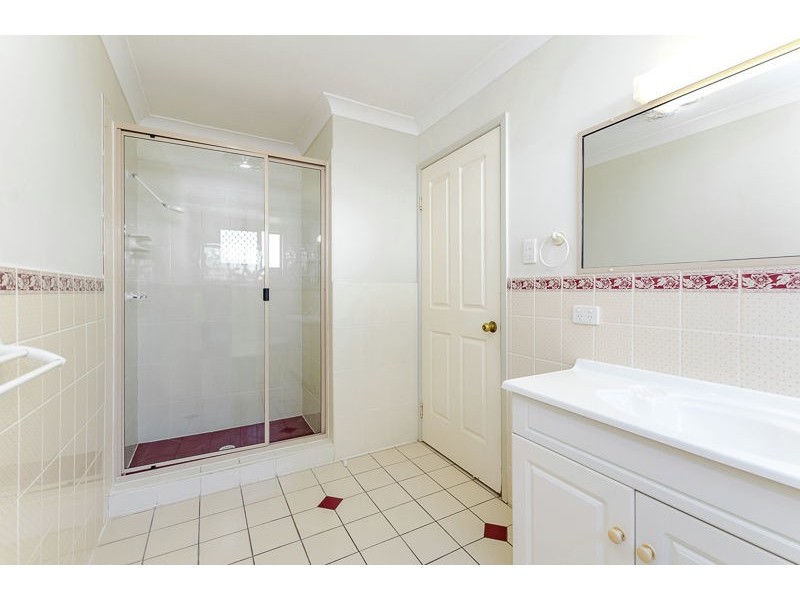 1 Seal Close, Clinton QLD 4680