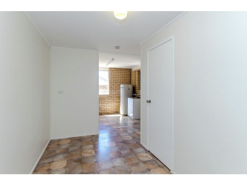 36 Jupiter Street, Telina QLD 4680