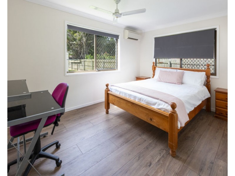 38 Hamilton Drive, Clinton QLD 4680