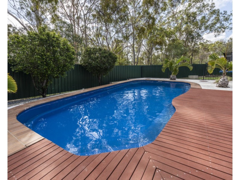 38 Hamilton Drive, Clinton QLD 4680
