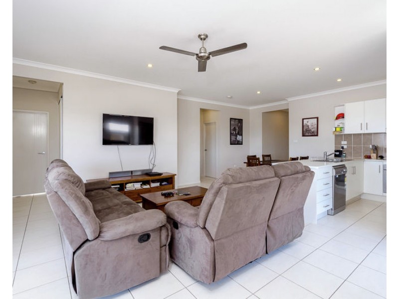 38 Cania Way, Clinton QLD 4680