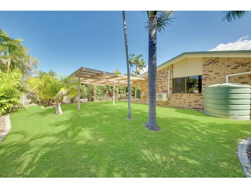 12 Luton Street, Telina QLD 4680