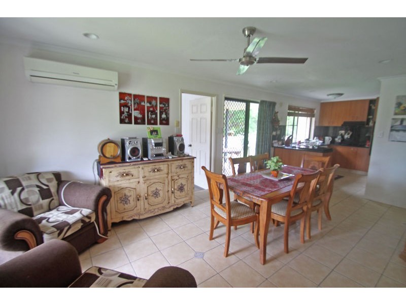 121A Col Brown Avenue, Clinton QLD 4680