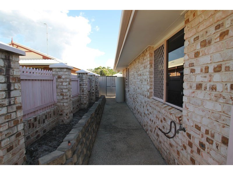 64 Aramac Drive, Clinton QLD 4680