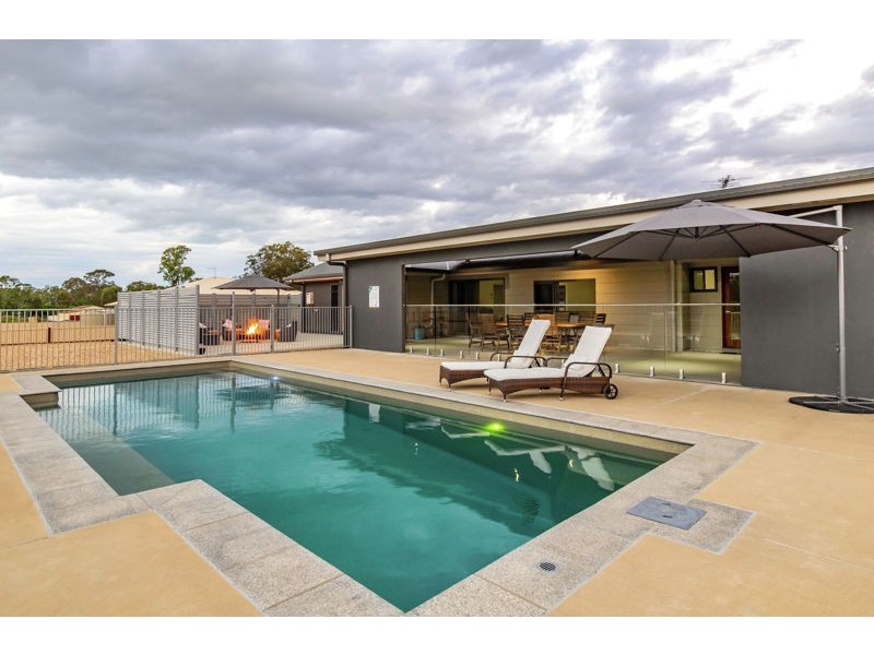 6 Jillaroo Close, Benaraby QLD 4680