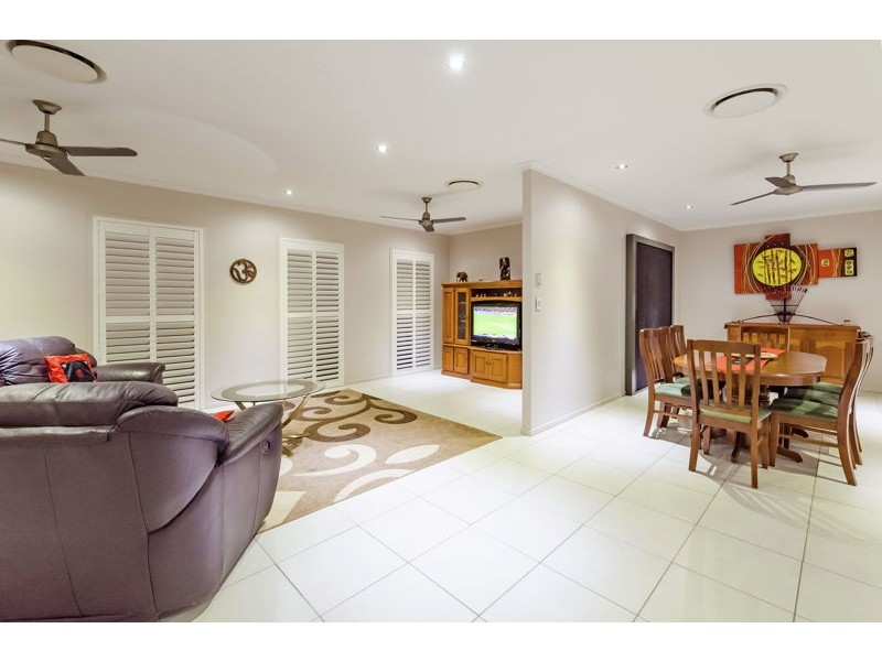 6 Jillaroo Close, Benaraby QLD 4680