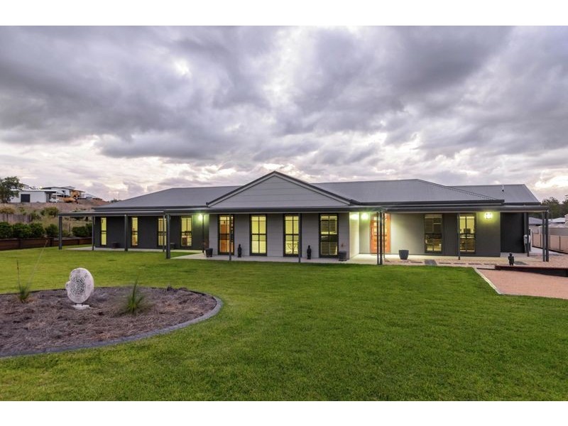 6 Jillaroo Close, Benaraby QLD 4680