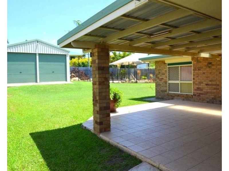 17 Witney Street, Telina QLD 4680