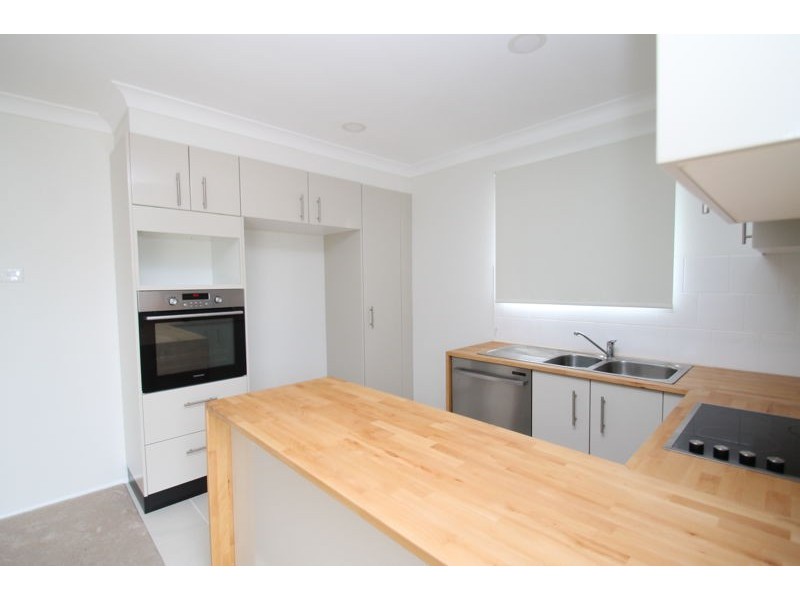 5 Mellefont Street, West Gladstone QLD 4680