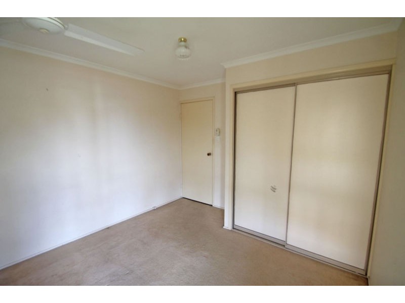 2 Tinaroo Court, Clinton QLD 4680