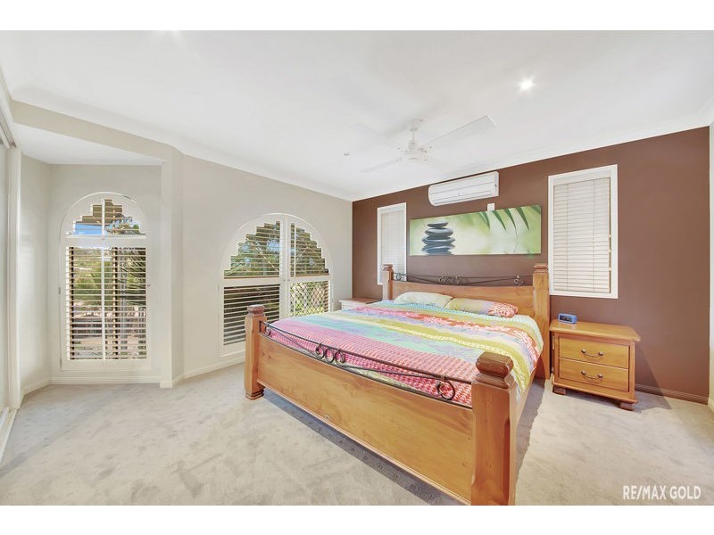 17 Fairbairn Place, Clinton QLD 4680
