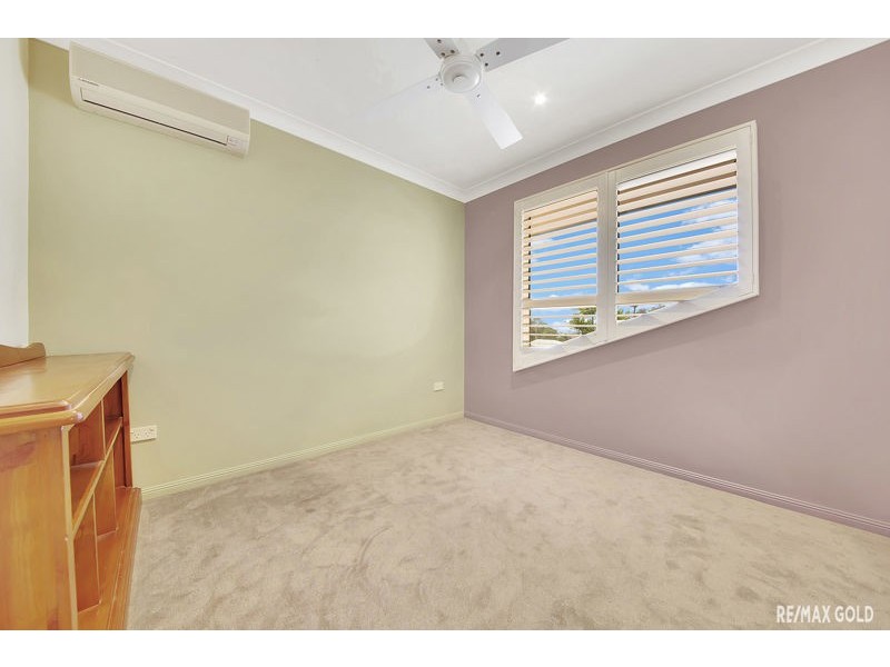 17 Fairbairn Place, Clinton QLD 4680