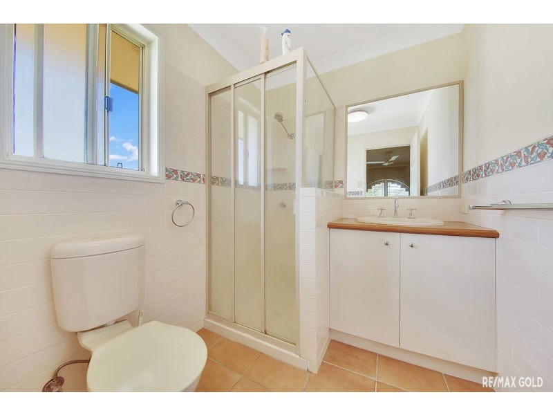 17 Fairbairn Place, Clinton QLD 4680