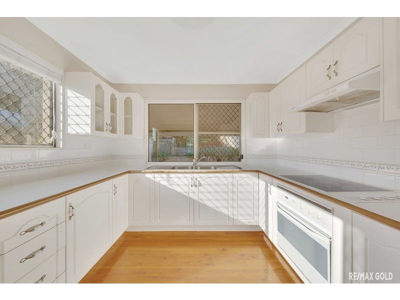 8 Irwin Close, Sun Valley QLD 4680