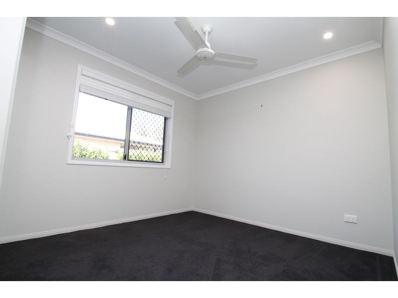 16 Bragg Court, Kirkwood QLD 4680