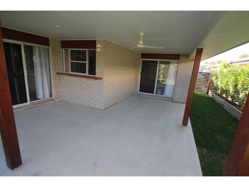 16 Bragg Court, Kirkwood QLD 4680