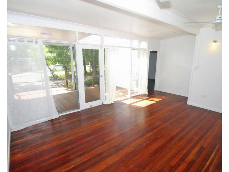 75 Allunga Drive, Glen Eden QLD 4680