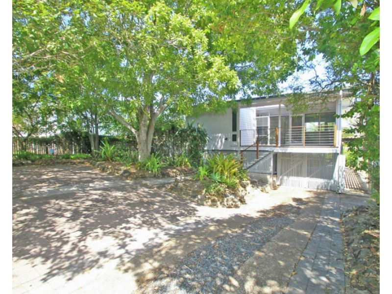 75 Allunga Drive, Glen Eden QLD 4680