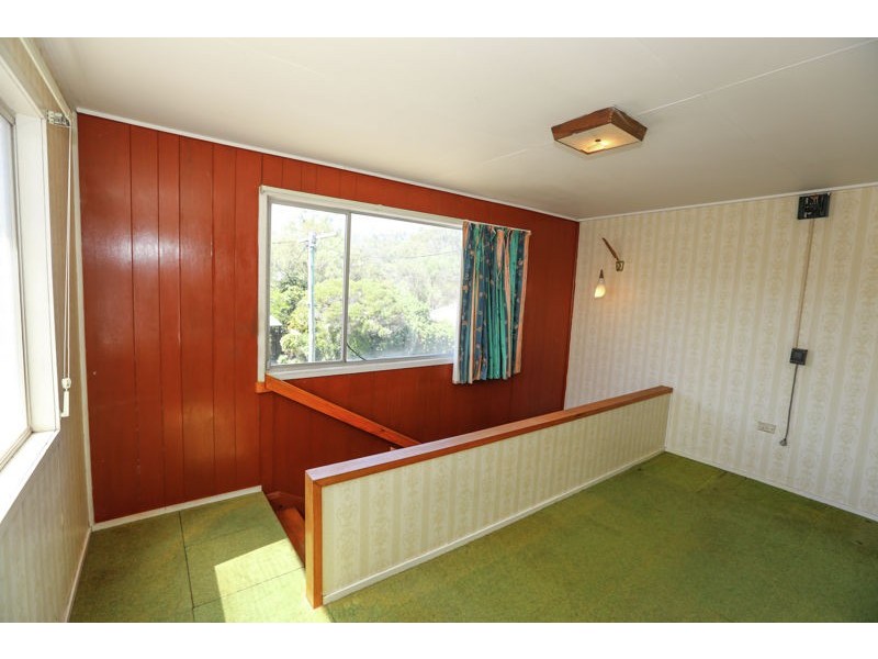 43 Higgins Street, West Gladstone QLD 4680